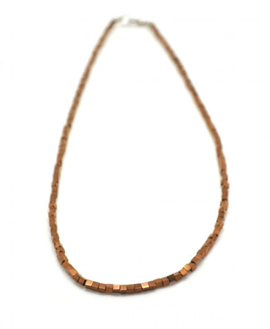 Kjede bronse kuber 2x2 mm