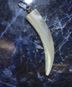 Skjellanheng horn