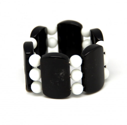 Kraftig  sort/hvitt armbånd
