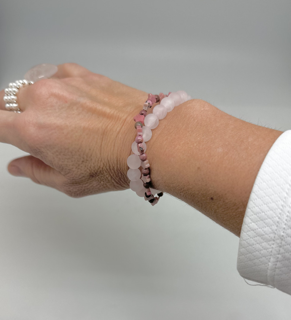Armbånd i matt rosa kvarts - Bilde 2