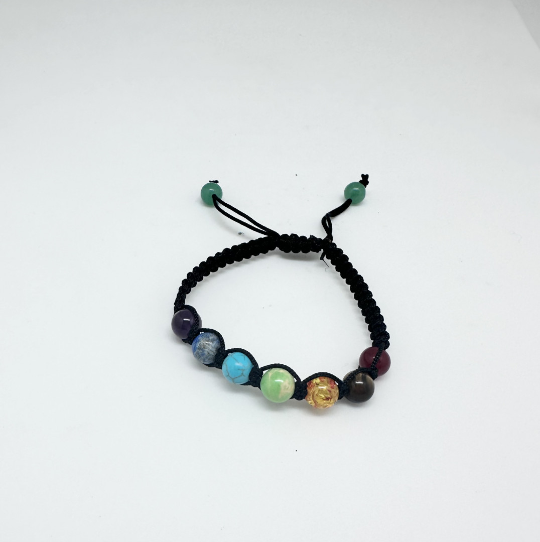Armbånd med sort tråd og chakra - Bilde 2