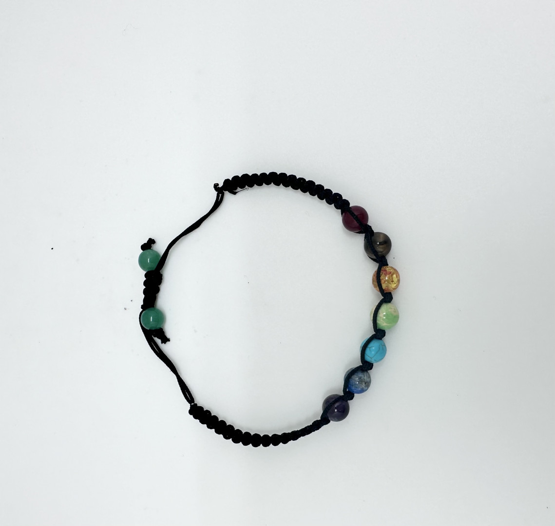 Armbånd med sort tråd og chakra - Bilde 3