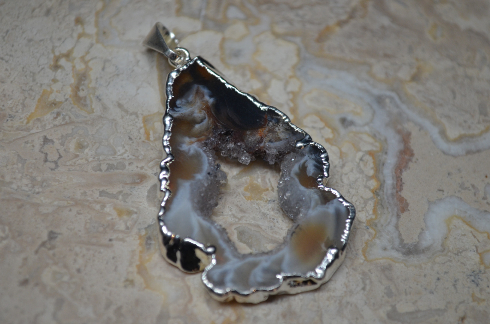 Agat anheng geode skive