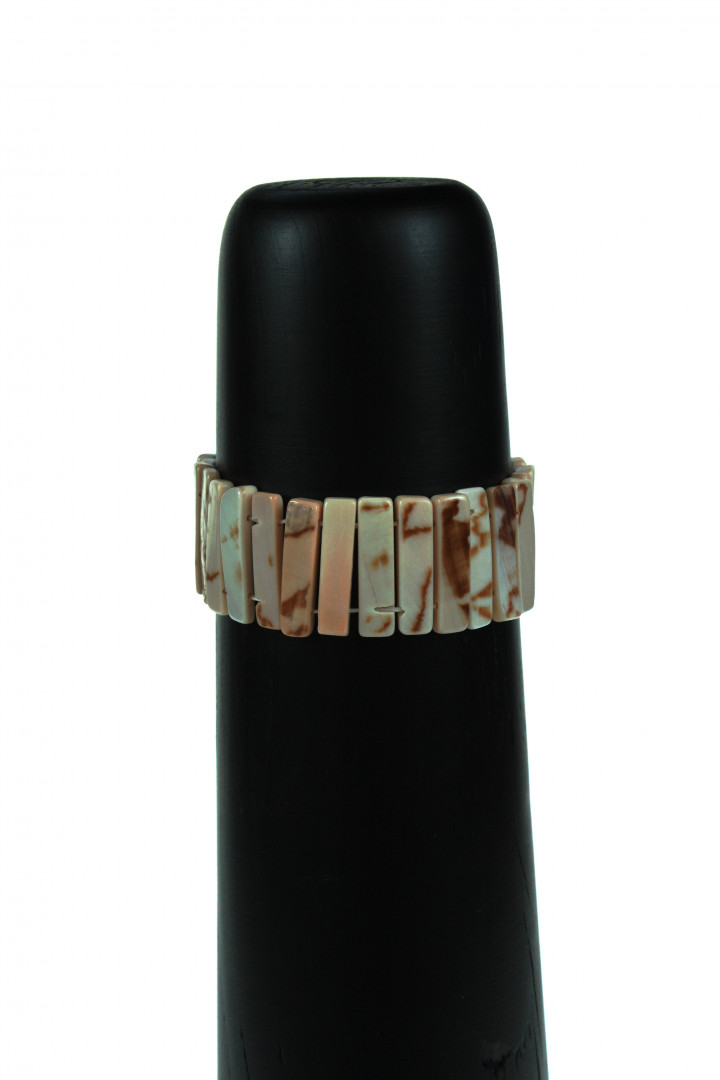 Skjell elfenbensfarget