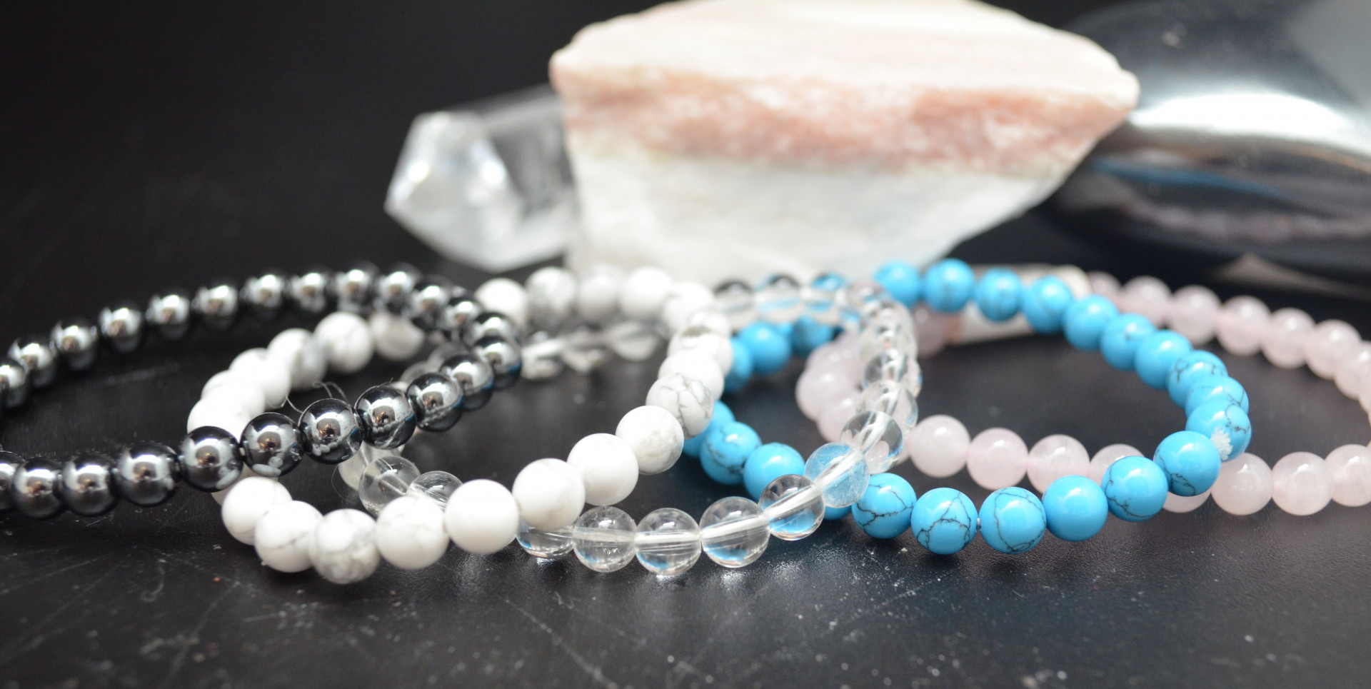 Barnearmbånd med hematittkuler - Bilde 4