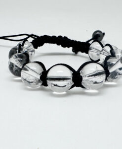 Armbånd med sort tråd og klar kvarts
