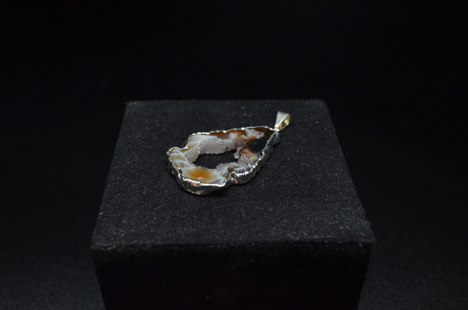 Agat anheng geode skive