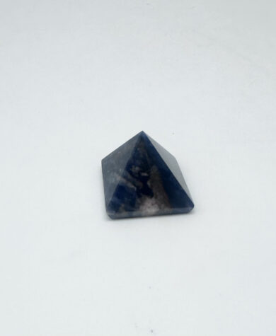 Pyramide i lapis