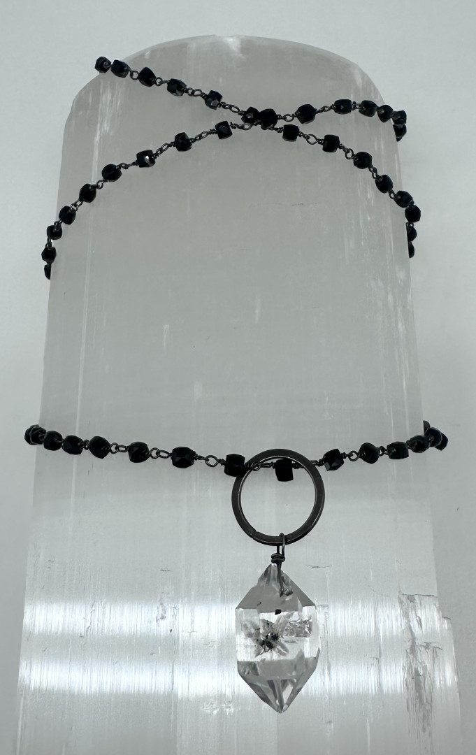 Spinell-kjede med stor Herkimer-diamant - Bilde 2