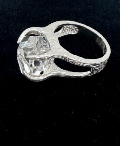 Sølvring med stor Herkimer diamant