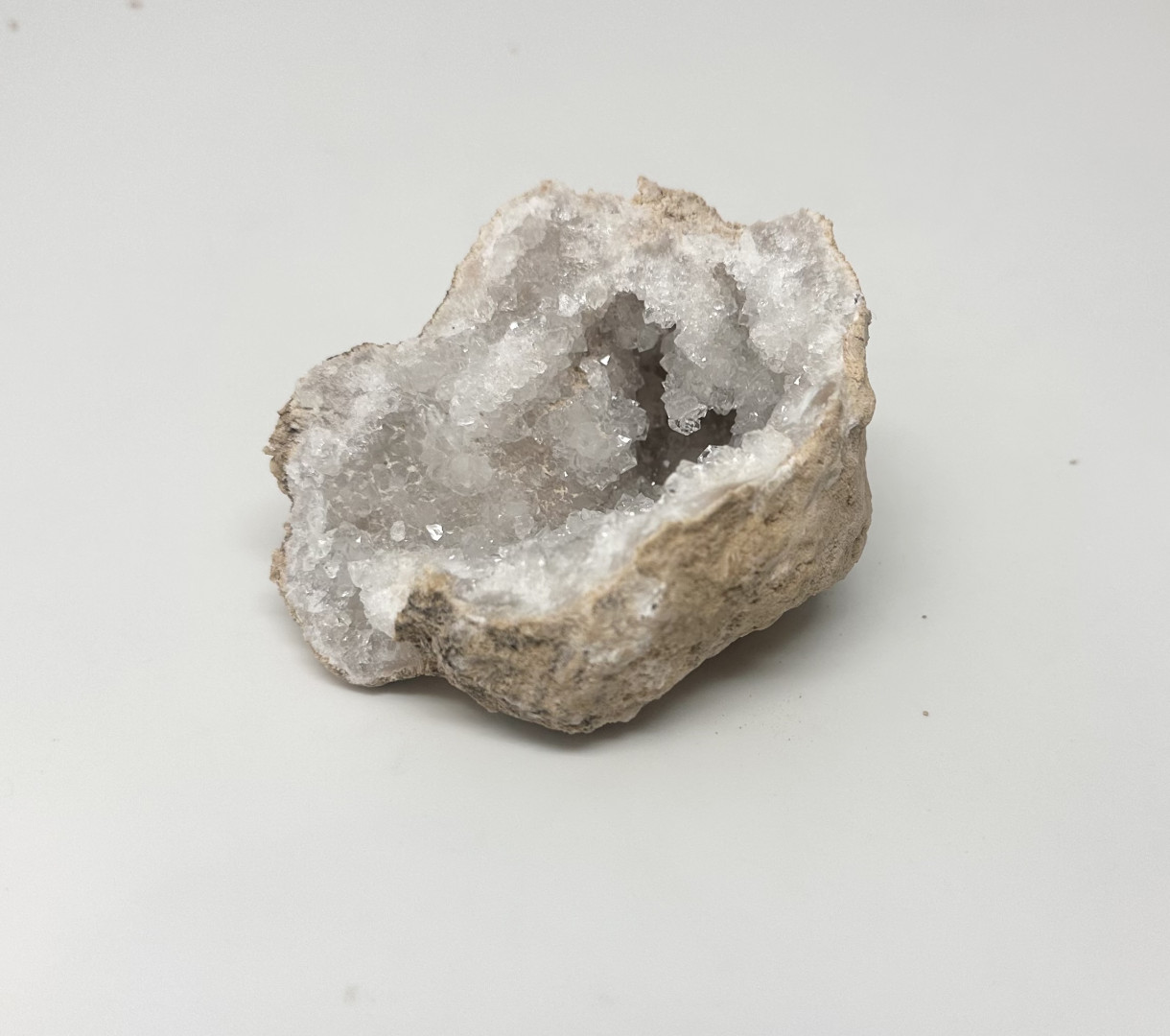 Geode med hvite krystaller - Bilde 2